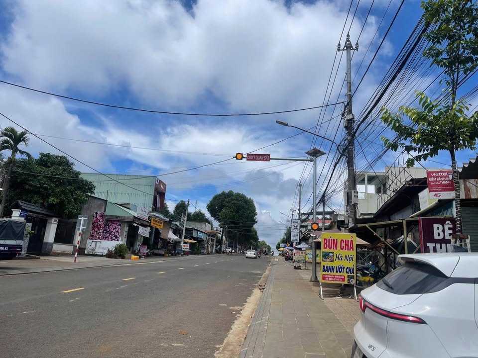 Đất mặt tiền đường Nguyễn Viết Xuân, Pleiku 180m² giá 3.6 tỷ - Cơ hội đầu tư tuyệt vời!