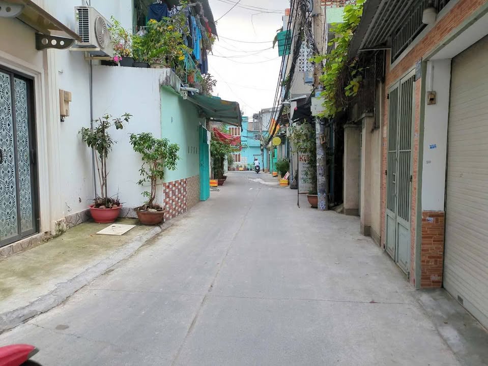 Đất đẹp 90m² Bùi Đình Túy, Bình Thạnh chỉ 9 tỷ - Cơ hội đầu tư tuyệt vời!