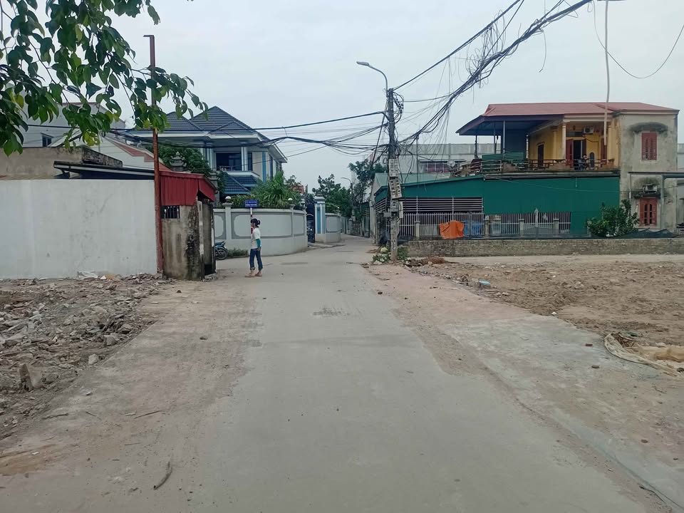 Đất nền Ninh Phúc, Hoa Lư 74m² giá chỉ 2.4 tỷ - Dân cư đông đúc, tiện ích đầy đủ!