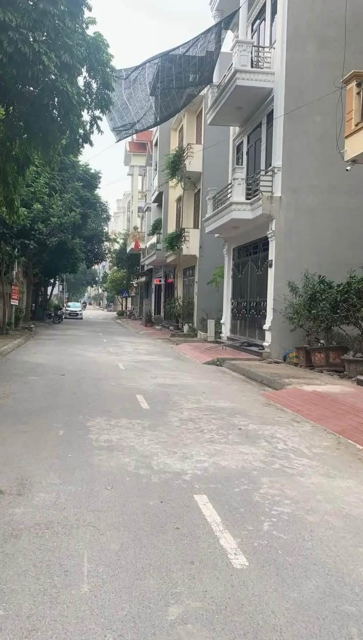 Lô đất Đặng Đoàn Bằng, KĐT Thống Nhất 61.87m² giá 3.4 tỷ - Cơ hội vàng cho nhà đầu tư!