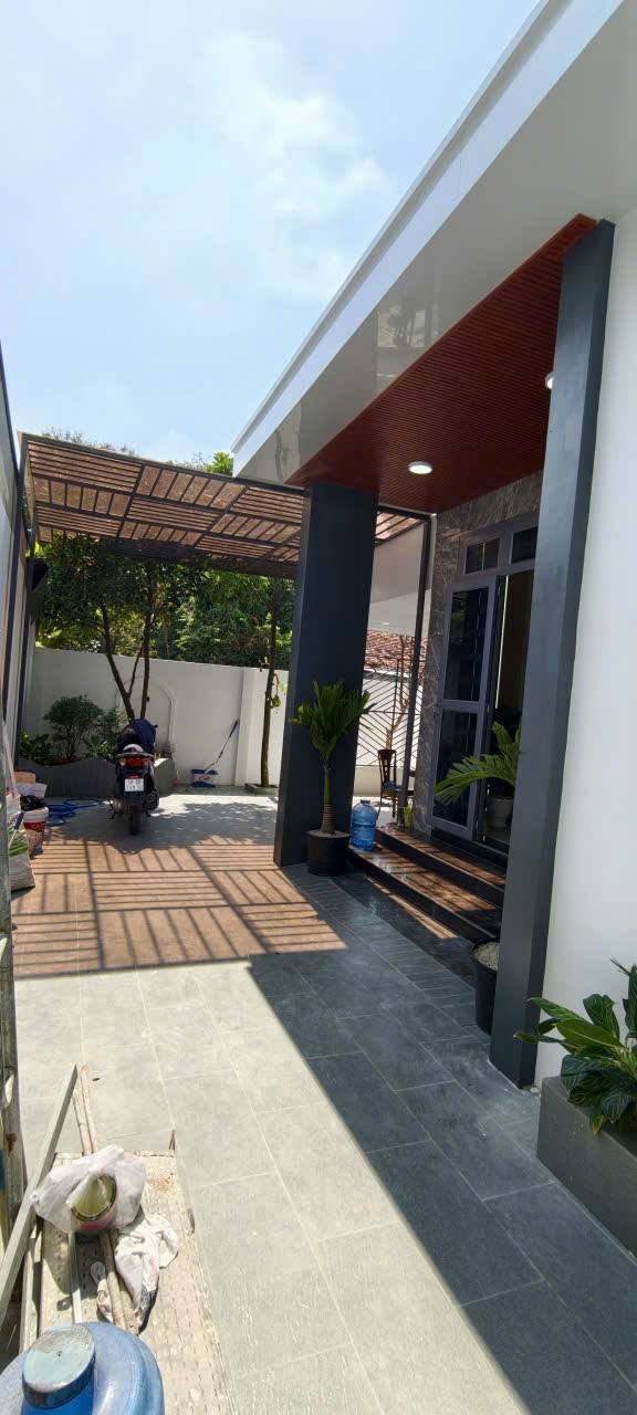 Biệt thự sân vườn Đông Thạnh Hóc Môn 144m² giá chỉ 2.53 tỷ - Sổ hồng chính chủ!