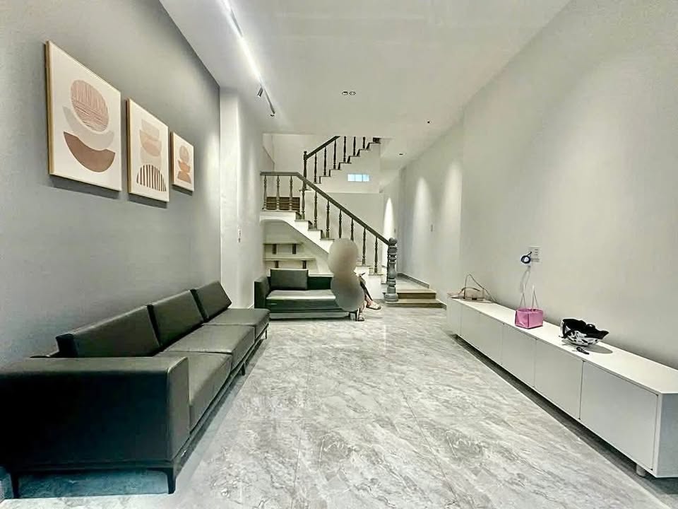 Nhà cho thuê 2 tầng tại trung tâm Hải Châu - Diện tích 75m², giá 20 triệu/tháng