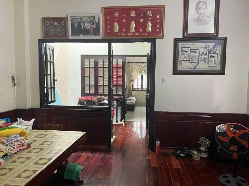 Nhà 3 tầng mặt tiền đường Phan Đăng Lưu, Hải Châu, Đà Nẵng - Cho thuê chỉ 25 triệu/tháng!