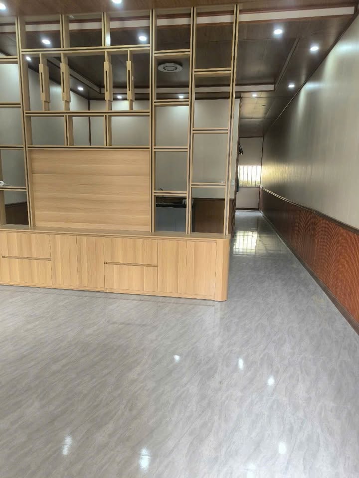 Nhà riêng Phường 7 Đà Lạt 95m² giá 1.5 tỷ - Hướng Tây Nam, ô tô đậu trước cửa!