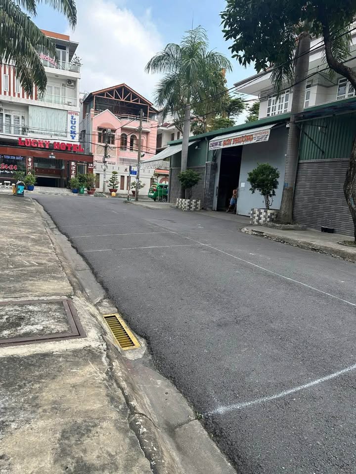 Đất nền xây biệt thự khu Tên Lửa, quận Bình Tân, 200m² giá 20 tỷ - View công viên tuyệt đẹp!