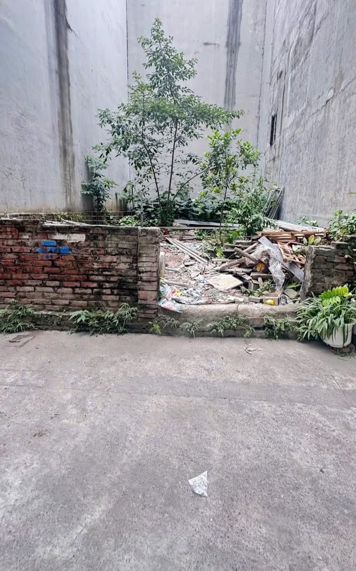 Đất Cầu Diễn 35m² giá 5.8 tỷ - Vị trí đắc địa, kết nối giao thông thuận lợi!