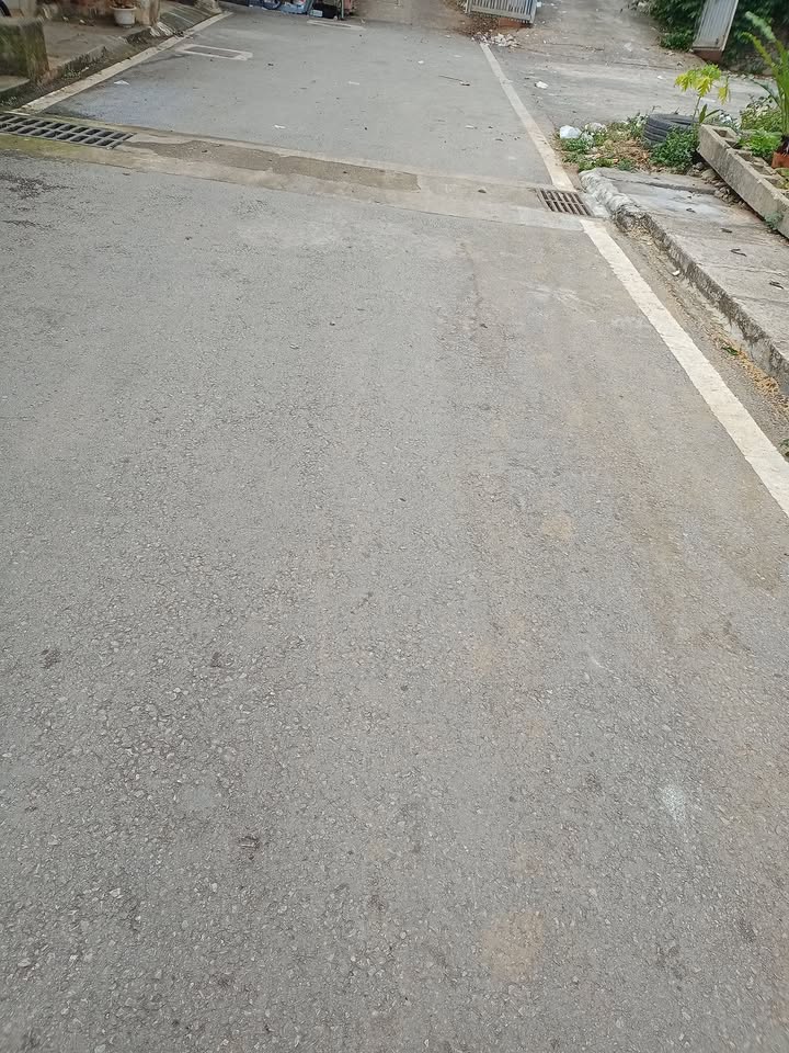 Đất thổ cư Chiềng Sinh 89m² giá 1.45 tỷ - Sổ hồng chính chủ, ô tô tránh nhau thoải mái!