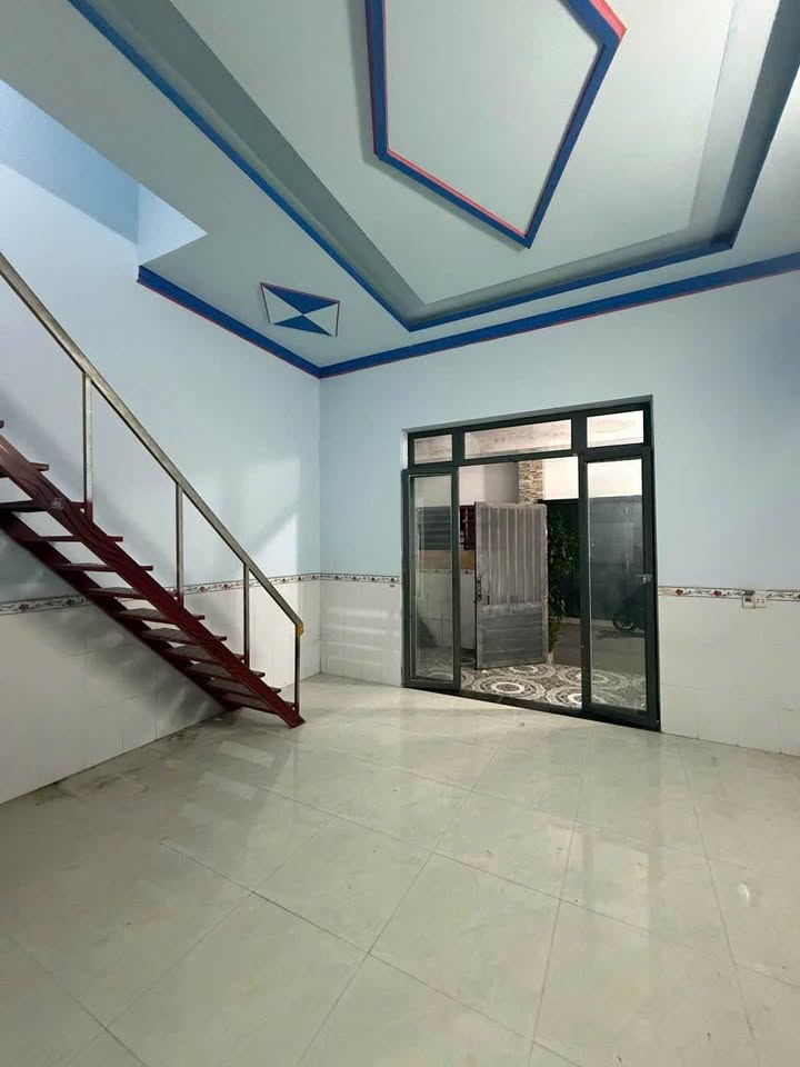Nhà gác lửng nguyên căn Trảng Dài, Biên Hòa 4PN giá 3 triệu - Thích hợp cho gia đình ở lâu dài!