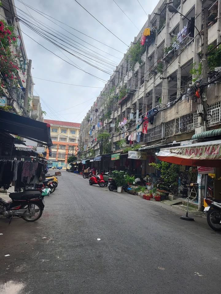 Căn hộ chung cư Quận 11 40m² giá 3.4 tỷ - Đầu tư sinh lời ngay!