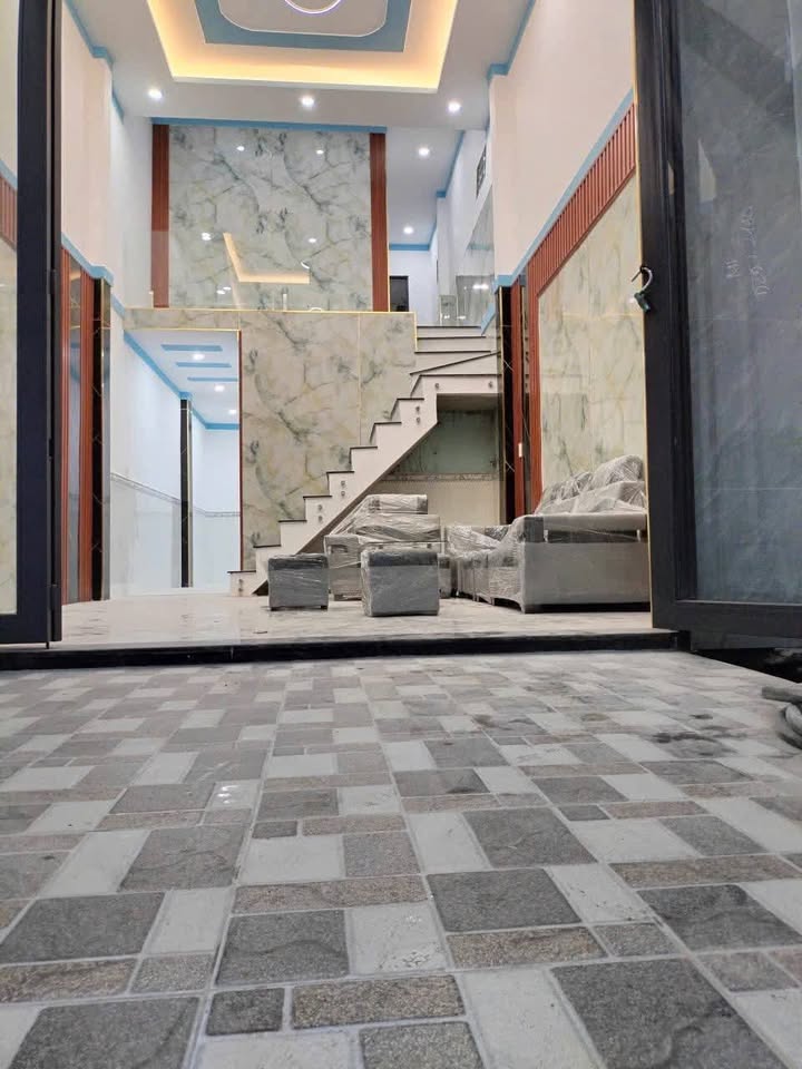 Nhà bán Tân Hiệp, Tân Uyên, Bình Dương 60m² giá 1.03 tỷ - Dân cư đông đúc, tiện ích đầy đủ!