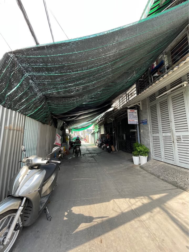 Nhà 2 tầng hẻm Liên Khu 1-6, Bình Tân, 52.5m² giá 2.99 tỷ - Cơ hội đầu tư tốt!