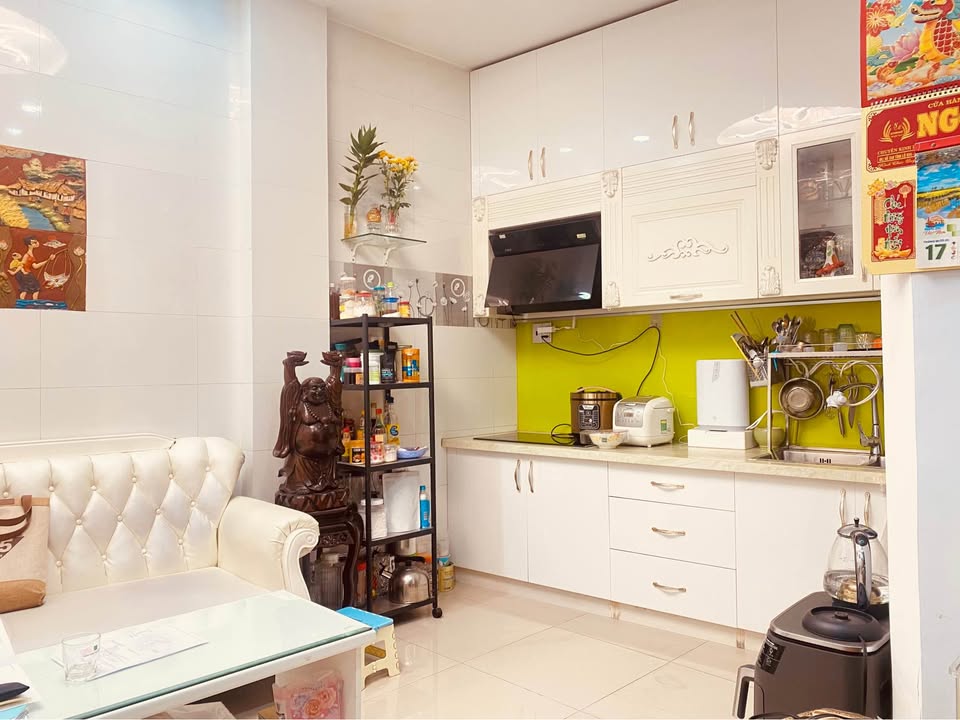 Bán nhà mặt tiền đường Trần Quang Khải, quận 1, diện tích 56m² - Cơ hội đầu tư sinh lời!