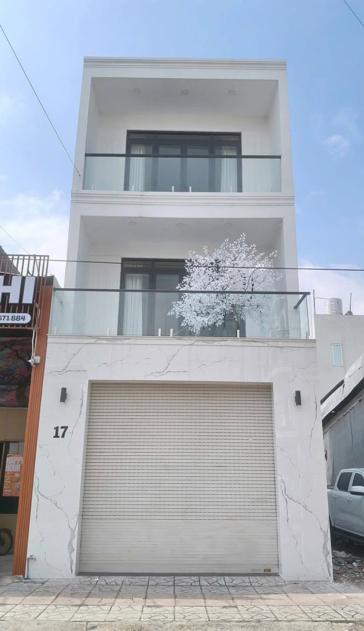 Nhà mặt tiền đường Trần Hoàng Na, phường Tân An, Cần Thơ 100m² - Pháp lý rõ ràng, sẵn sàng kinh doanh!