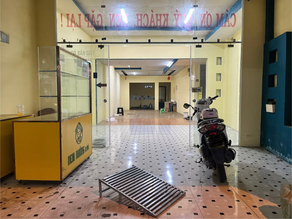 Mặt bằng cho thuê đường Tân Kỳ Tân Quý, quận Tân Phú - Giá thỏa thuận, vị trí đắc địa!