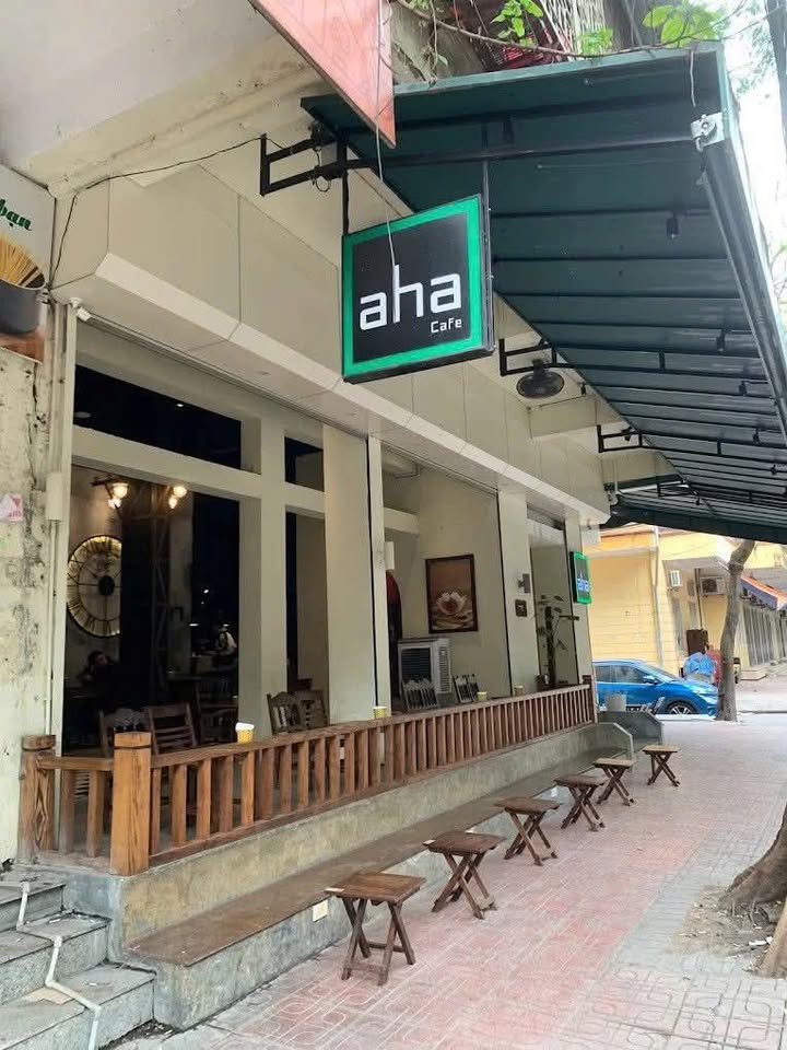 Cho thuê nhà mặt phố Lạc Long Quân Tây Hồ 75m² - Vị trí đắc địa gần Hồ Tây!