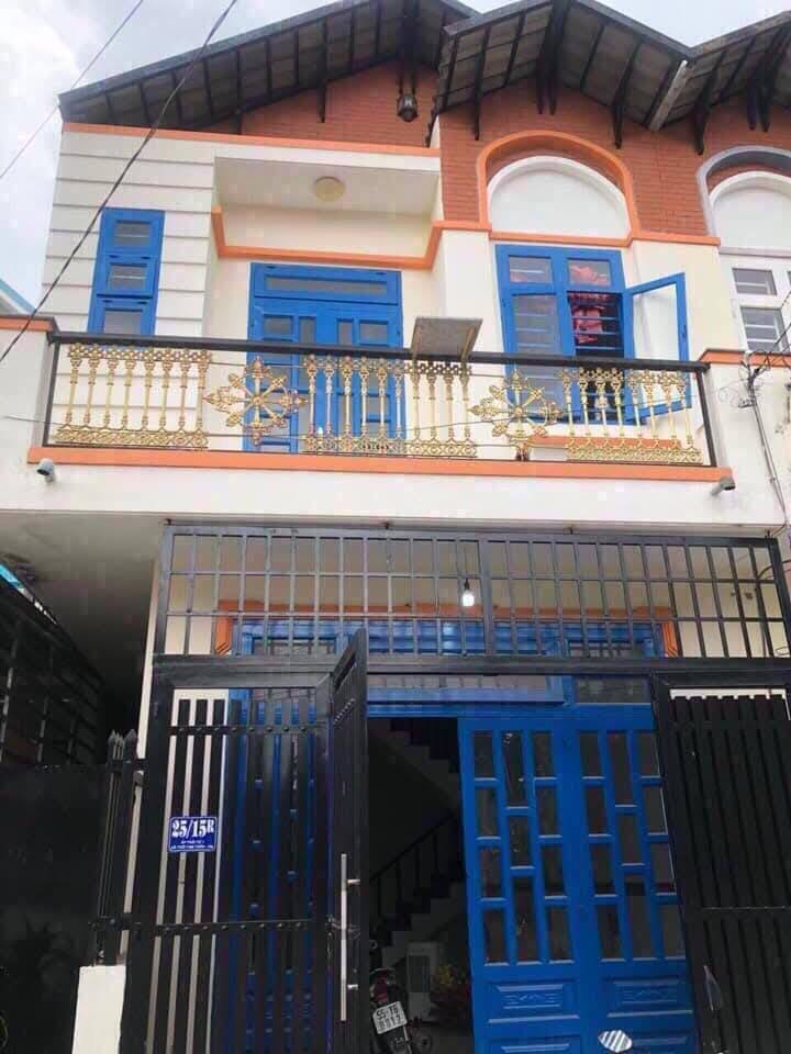 Nhà phố Hóc Môn 100m² giá 2.9 tỷ - Sổ hồng riêng, chính chủ bán gấp!