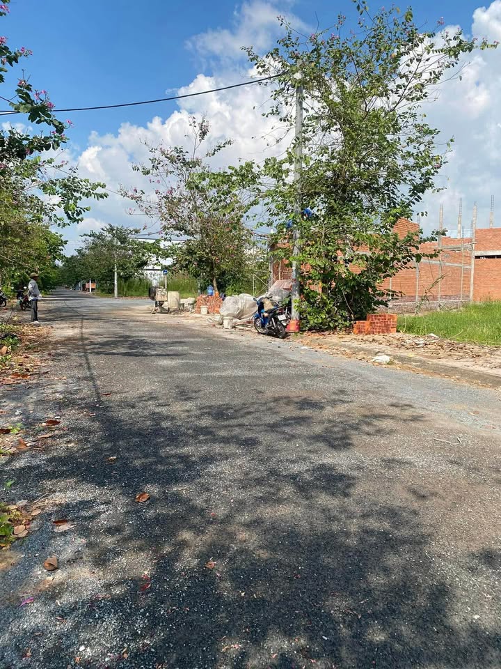 Đất nền mặt tiền đường D1, phường Long Châu, Vĩnh Long 113,5m² - Chính chủ bán gấp!