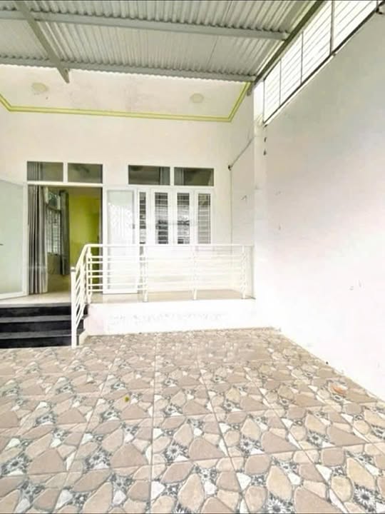 Nhà đất đường Nguyễn Khắc Viện, Vĩnh Hòa, Nha Trang 114m² giá 5.8 tỷ - Gần biển, tiện ích đầy đủ!