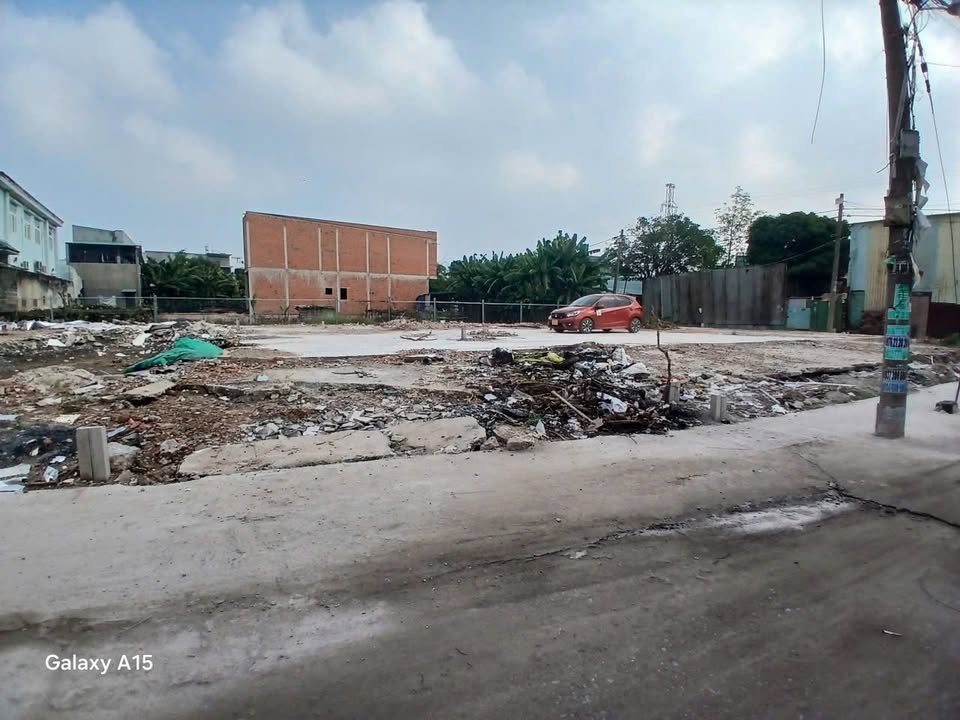 Đất Bà Điểm Hóc Môn 100m² giá 4.2 tỷ - Sổ hồng chính chủ, xây dựng tự do!