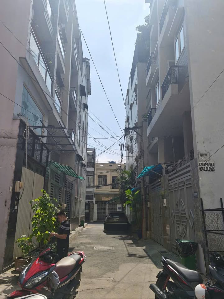 Đất nền siêu đẹp tại Tân Bình 65m² giá 6.5 tỷ - Sổ đỏ chính chủ