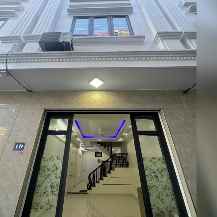 Nhà 3 tầng Đoàn Kết, Hải Phòng 56m² giá 3.58 tỷ - Vị trí đắc địa, ô tô đỗ sát cửa!