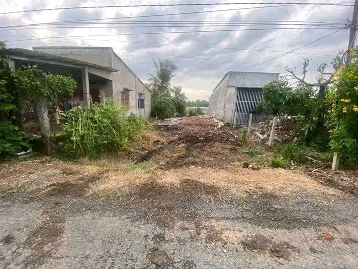 Đất nền Gò Công Tiền Giang 288m² giá 570 triệu - Mặt tiền nhựa sẵn sàng đầu tư!