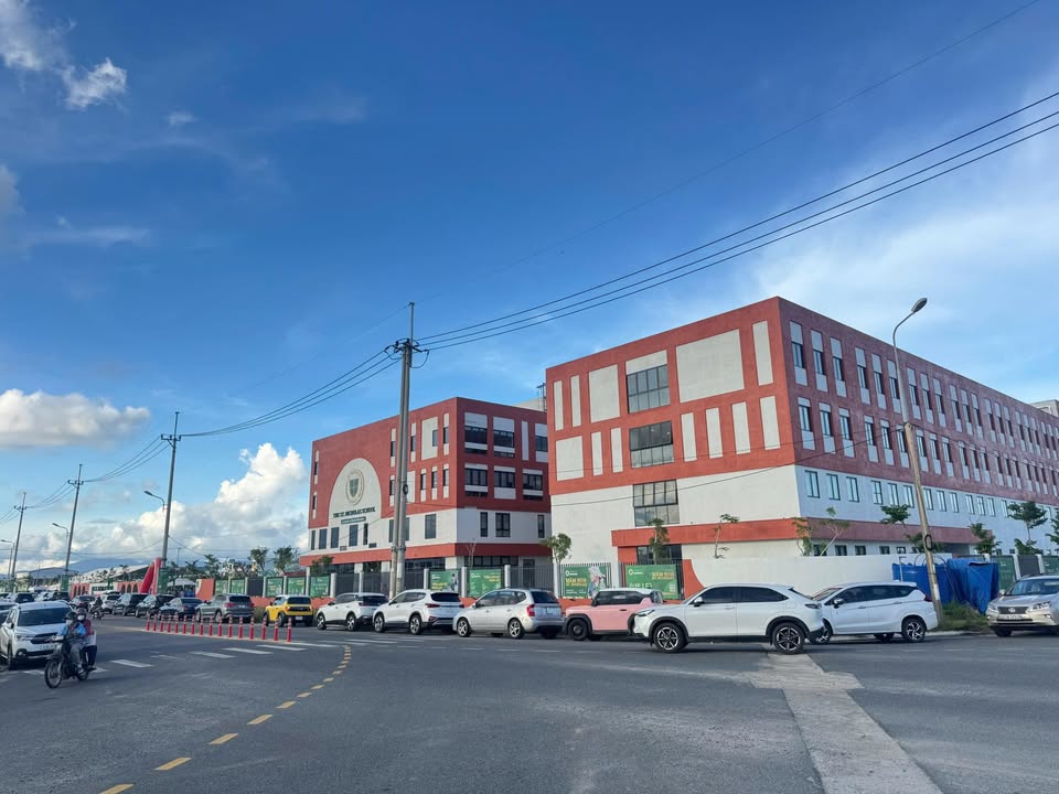 Đất nền Lương Khắc Ninh, Cẩm Lệ 100m² giá 4.79 tỷ - Khu vực sầm uất gần trường đại học!