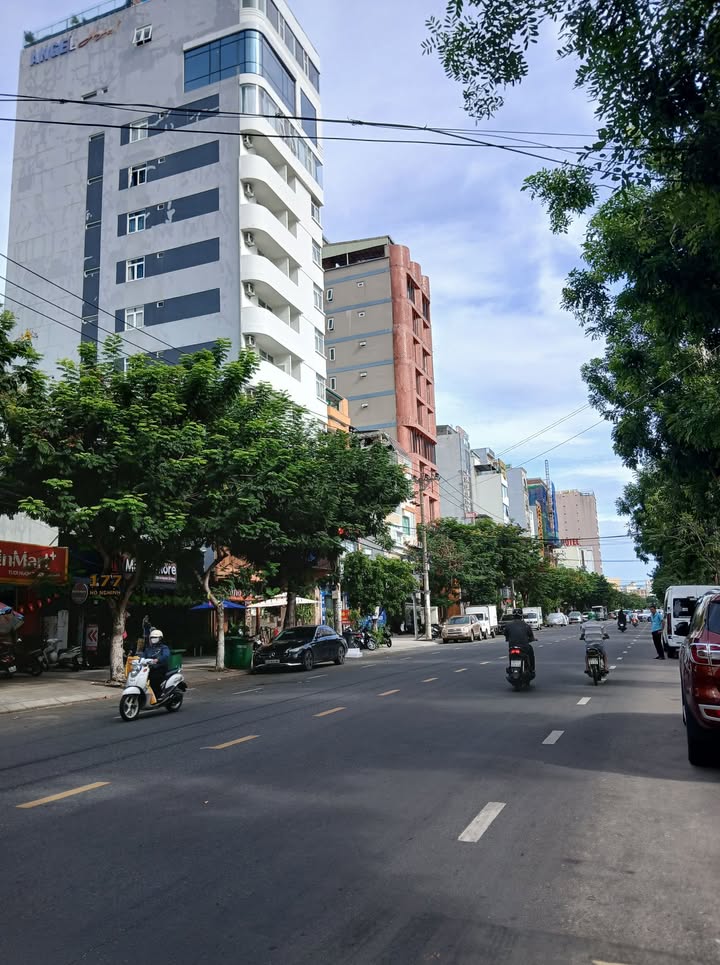 FrontHouse Phan Thúc Duyện, Mỹ An 138m² giá 25.5 tỷ - Vị trí vàng gần biển!