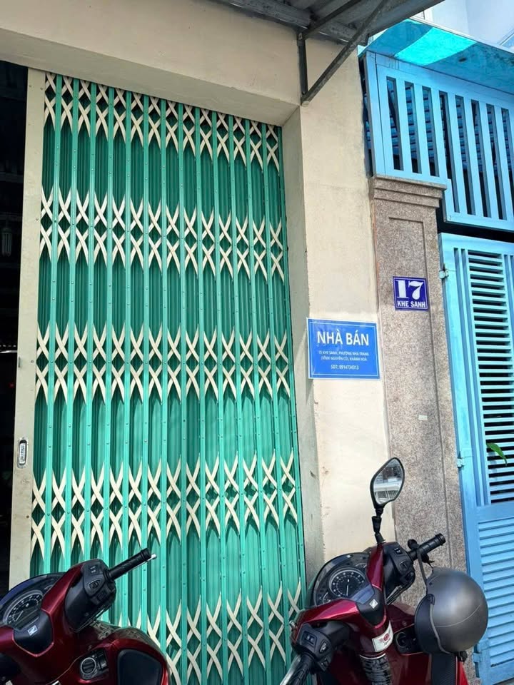 Nhà cấp 4 đường Khe Sanh, Vĩnh Nguyên 76.5m² giá 7 tỷ - Đường rộng 10m, tiện ích đầy đủ!