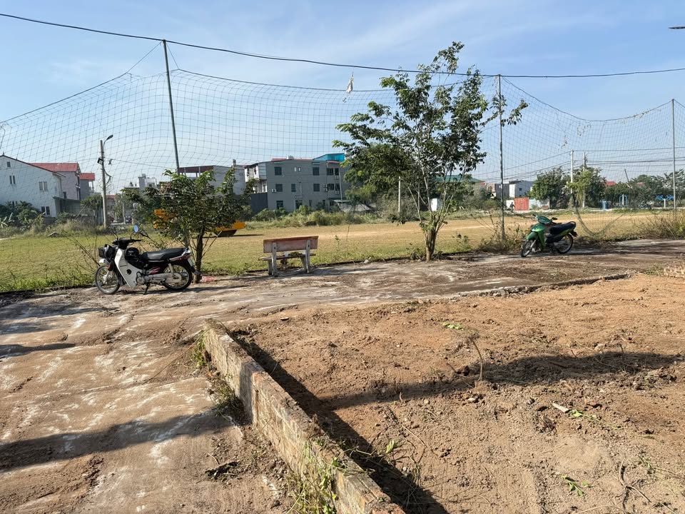 Đất lô góc tại Quang Minh, Mê Linh 52m² giá 2 tỷ - Cơ hội đầu tư hiếm có!