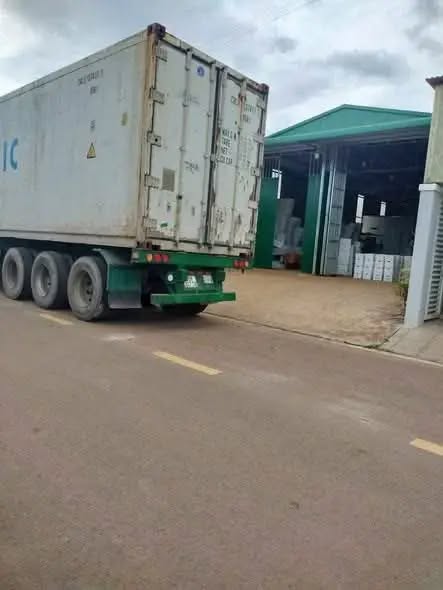 Kho 250m² đường Tăng Bạc Hổ, Đức Trọng - Giá chỉ 6.7 tỷ, sẵn sàng hoạt động!