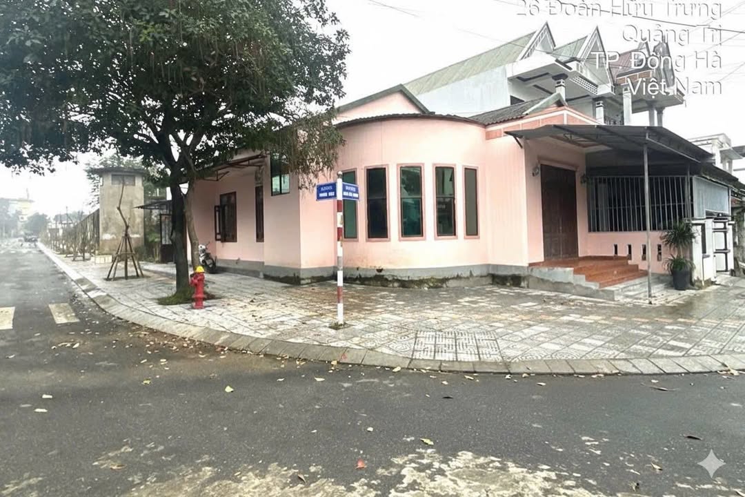 Nhà mặt tiền cho thuê tại Trương Hoàn, Đông Hà - Diện tích 180m², vị trí đắc địa cho mọi loại hình kinh doanh