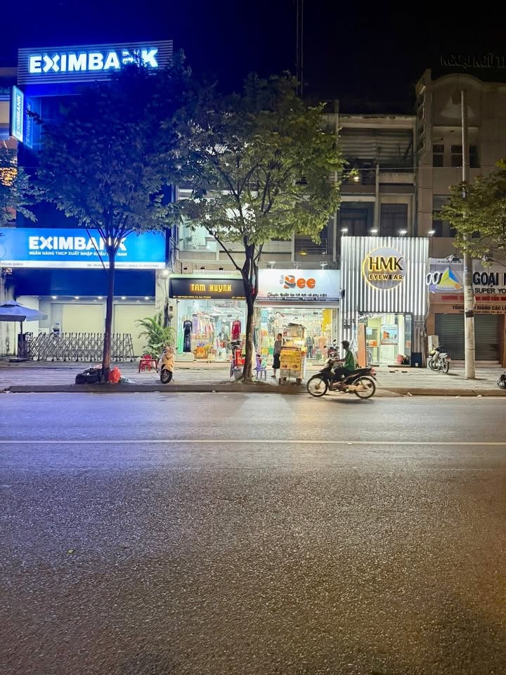 Nhà bán Quận 8 Tạ Quang Bửu 117m² giá 12 tỷ - Đầu tư sinh lời ngay!