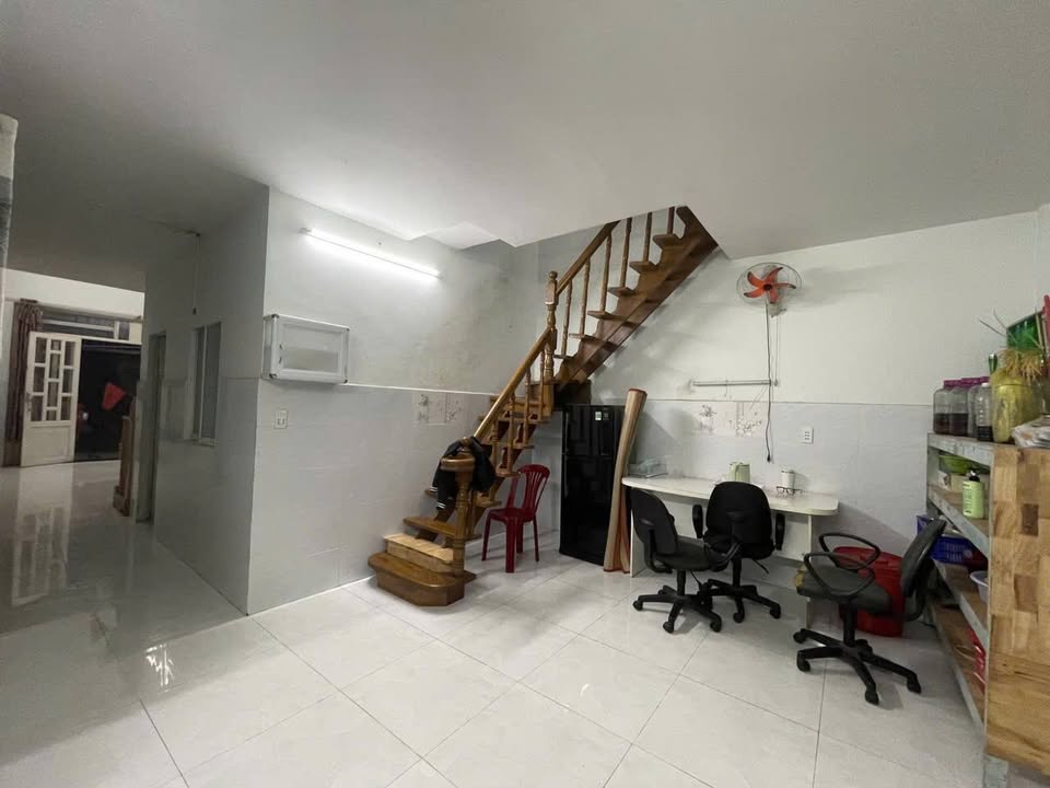 Nhà riêng 83m² phường Vĩnh Phú, Thuận An - Bán gấp giá tốt, sổ hồng riêng!