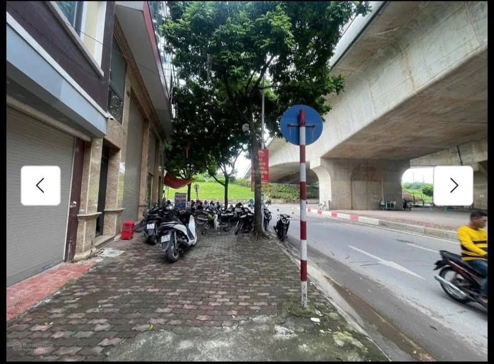 Cho thuê FrontHouse tại Đàm Quang Trung, Long Biên 70m² giá 38 triệu - Lô góc siêu đẹp, kinh doanh thuận lợi!