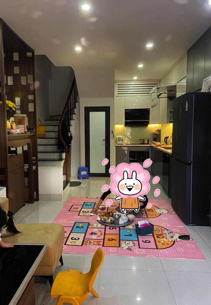 Nhà riêng Ngọc Thụy Long Biên 140m² giá 6 tỷ - Kinh doanh tốt, ô tô tránh nhau!