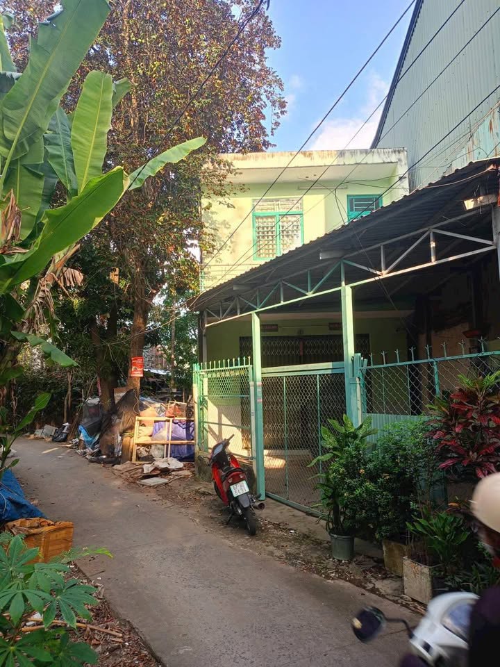 Nhà phố 2 tầng tại phường Mỹ Quý, Long Xuyên 110m² giá 1.65 tỷ - Sổ hồng chính chủ!