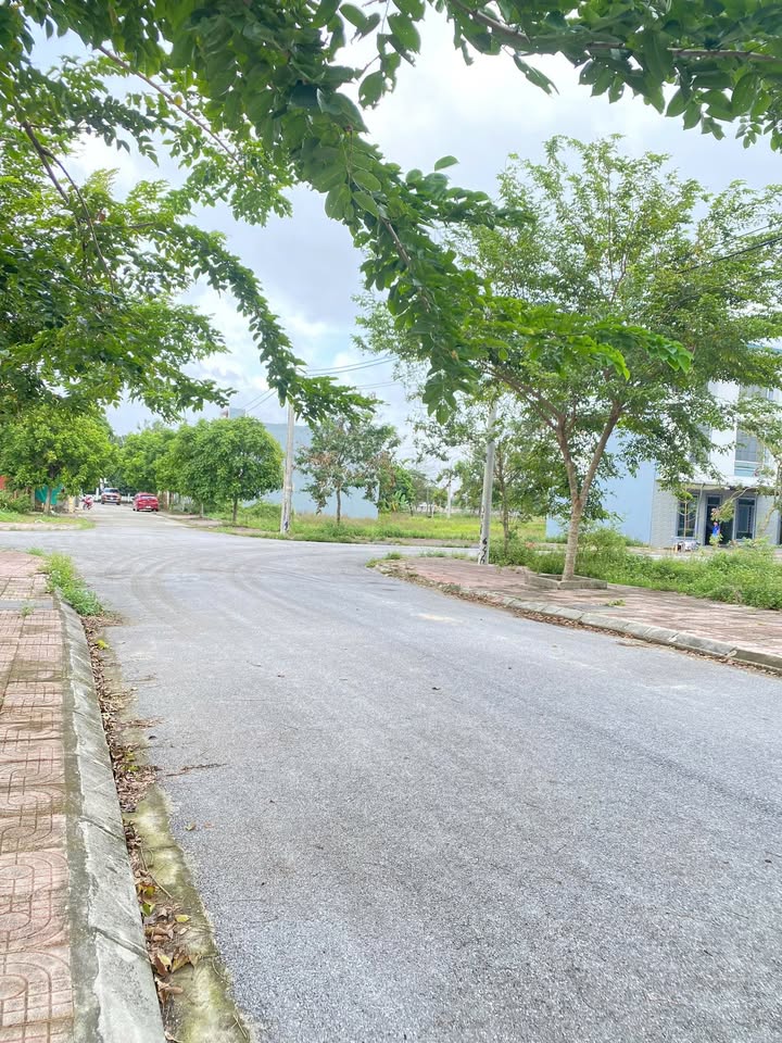 Đất nền Thị trấn Nga Sơn, Thanh Hóa 93m² - Hướng Bắc, vị trí đẹp gần trường học!