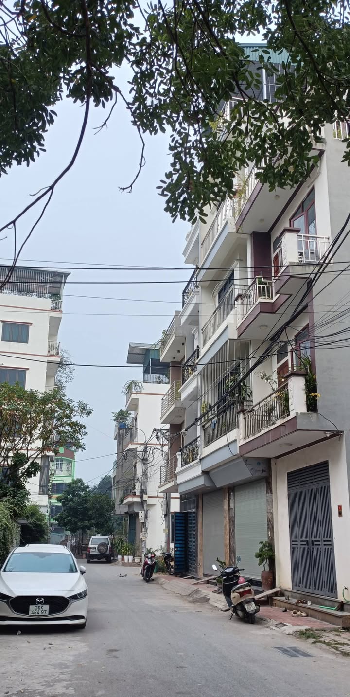 Nhà riêng Kim Chung Hoài Đức 52m² giá 10.7 tỷ - Kinh doanh đắc địa, sổ đỏ chính chủ!