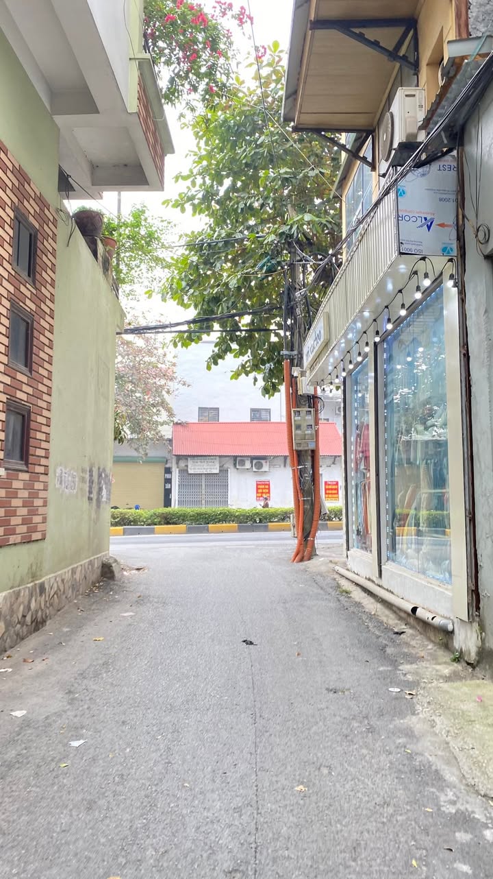 Đất thổ cư 94m² tại Ngõ 3, Đường Hùng Vương, Vĩnh Yên chỉ 2.1 tỷ - An ninh tuyệt đối!