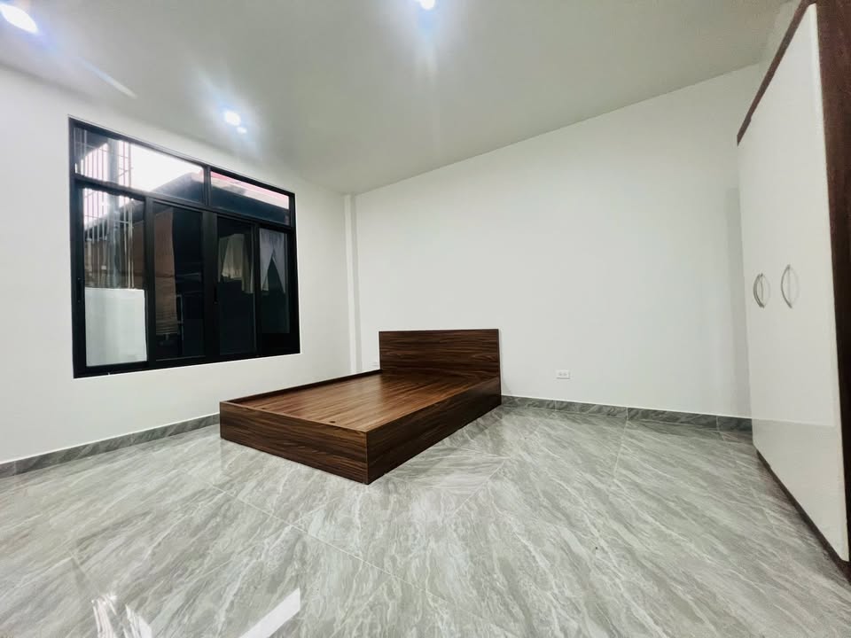 Phòng cho thuê Tứ Liên Tây Hồ 25m² giá chỉ 3.9 triệu - Full nội thất tiện nghi!