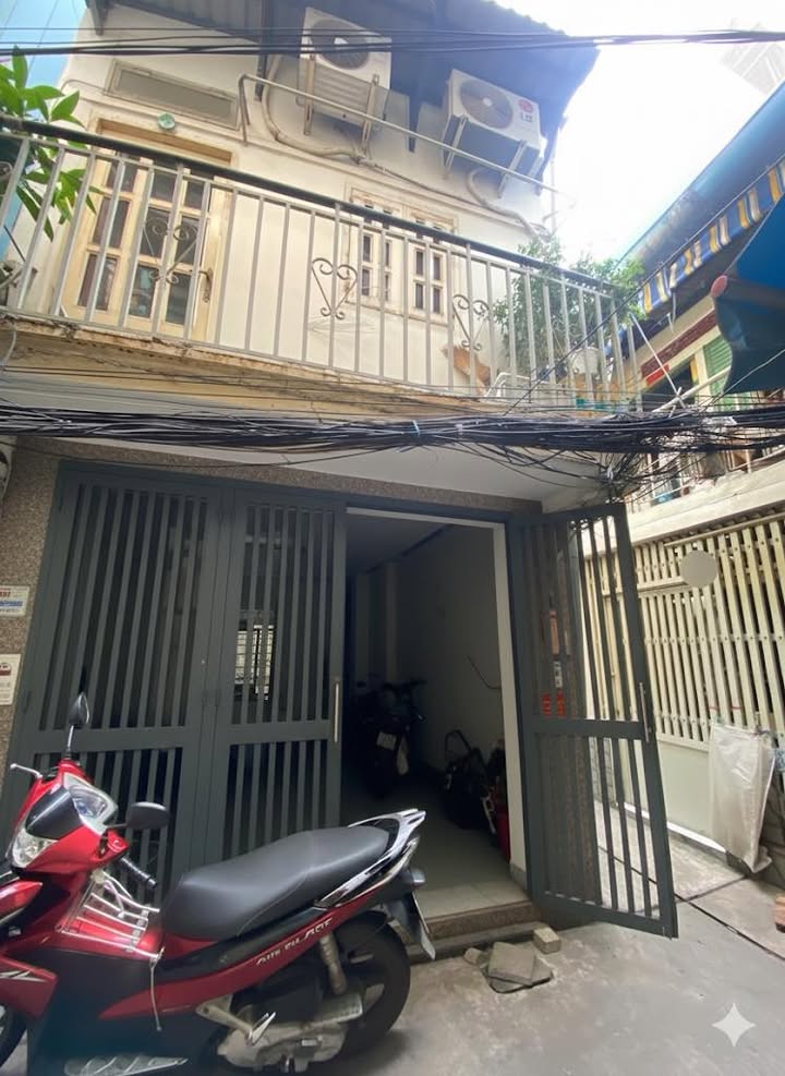Nhà góc 2 mặt tiền hẻm Cô Bắc, Quận 1, 27.1m² – Cơ hội đầu tư chỉ 4.6 tỷ!