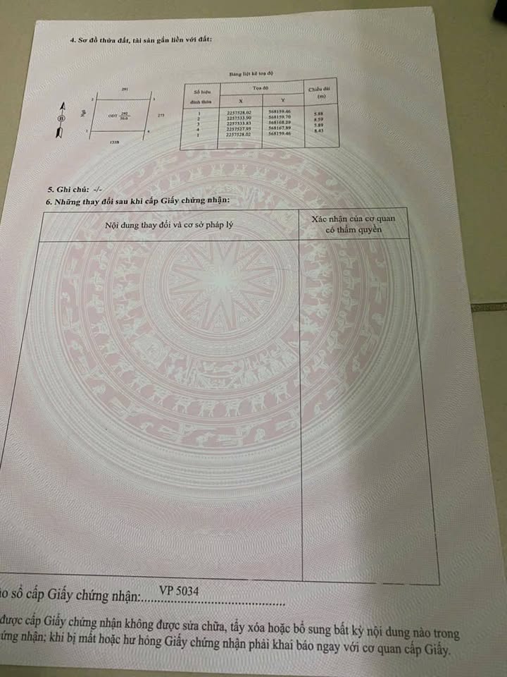 Nhà 3 tầng ngõ 606 Văn Cao, 50m² giá 2.35 tỷ - Sân cổng riêng thoáng mát!