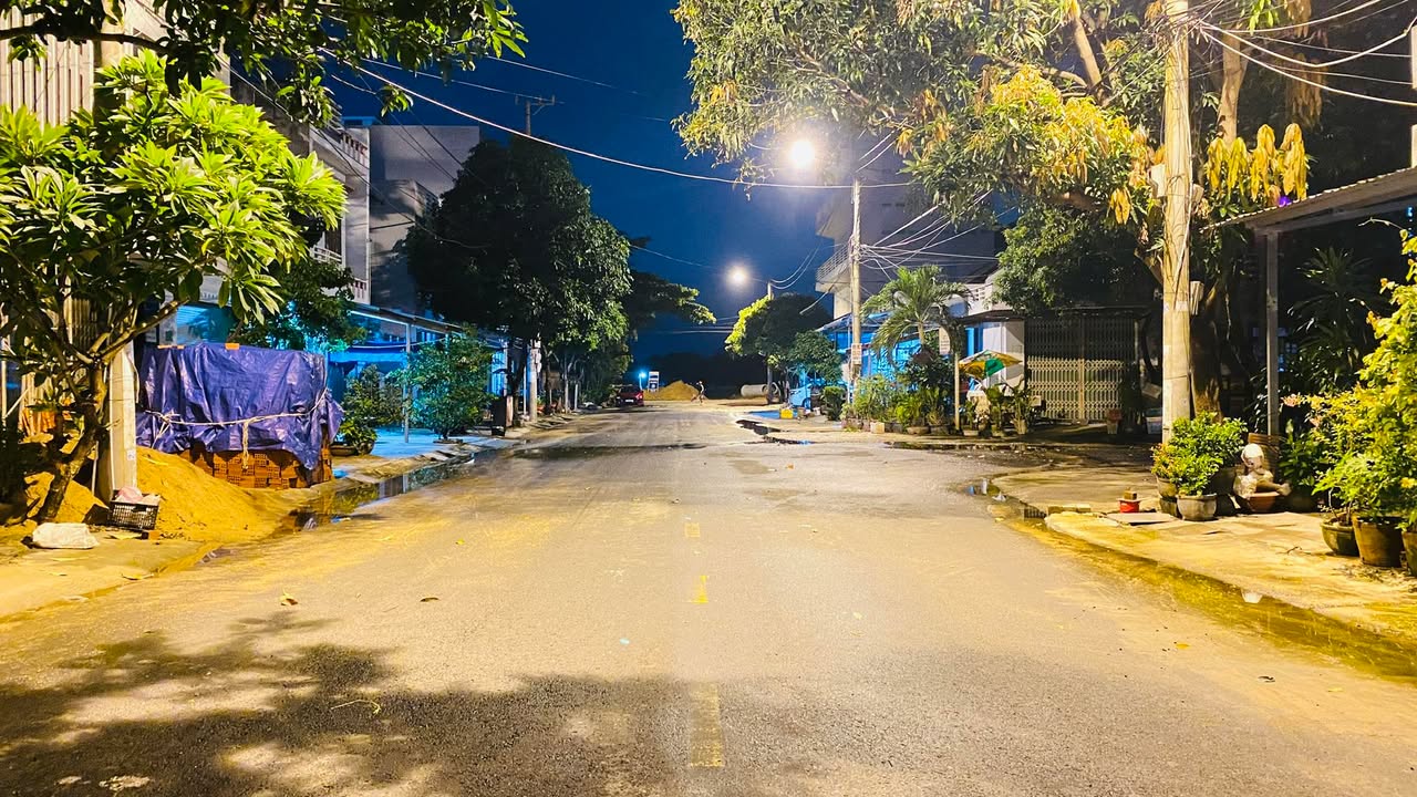 Nhà cho thuê mặt tiền Trần Suyền, Tuy Hòa 100m² - Không gian rộng rãi, tiện nghi đầy đủ!