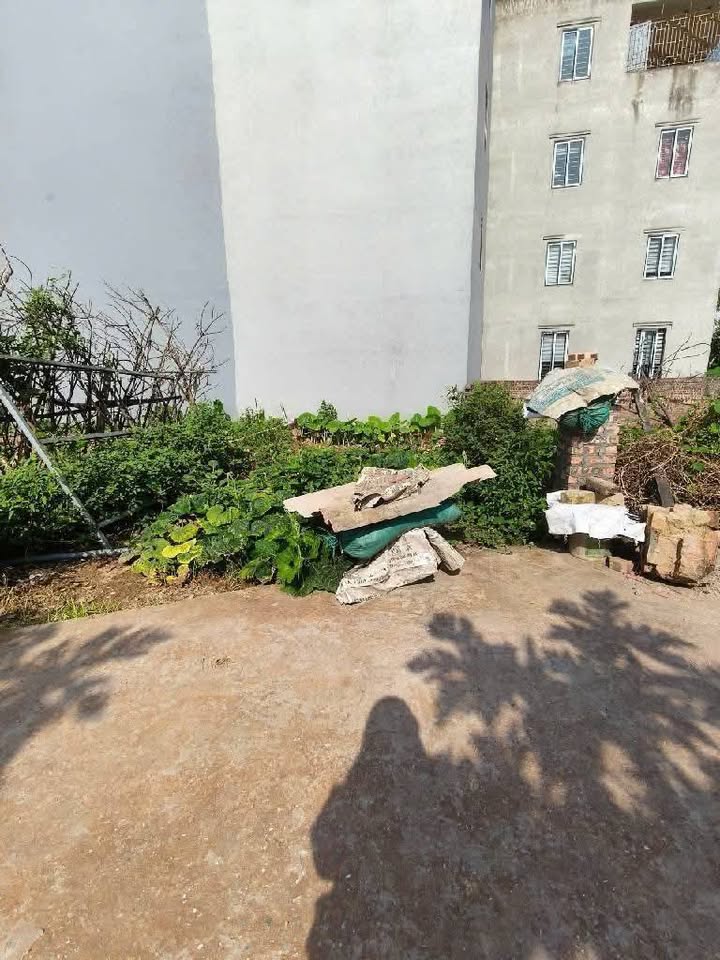 Đất Cự Khối Long Biên 40m² giá 6.1 tỷ - Ô tô đỗ cửa, gần AEON