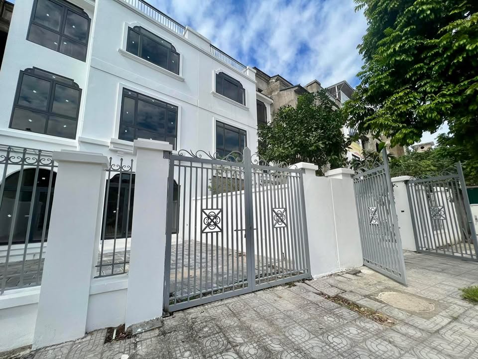 Biệt thự cho thuê tại Nam An Khánh 278m² giá 25 triệu - Cơ hội vàng cho doanh nghiệp!