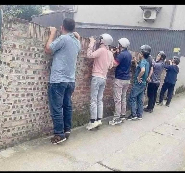 Đất phân lô tại Việt Hưng 42m² giá 6 tỷ - Vị trí trung tâm, tiện ích đầy đủ!