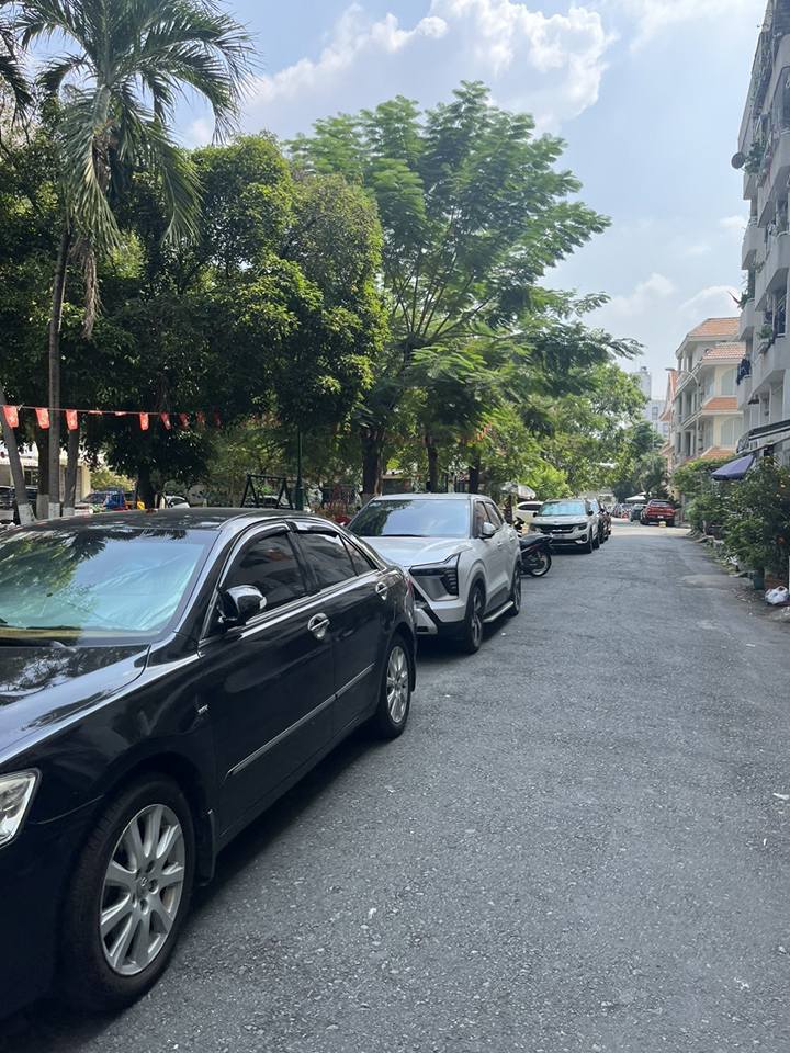 Chung cư Phú Nhuận 60m² giá 3.7 tỷ - Căn 2PN hiếm có!