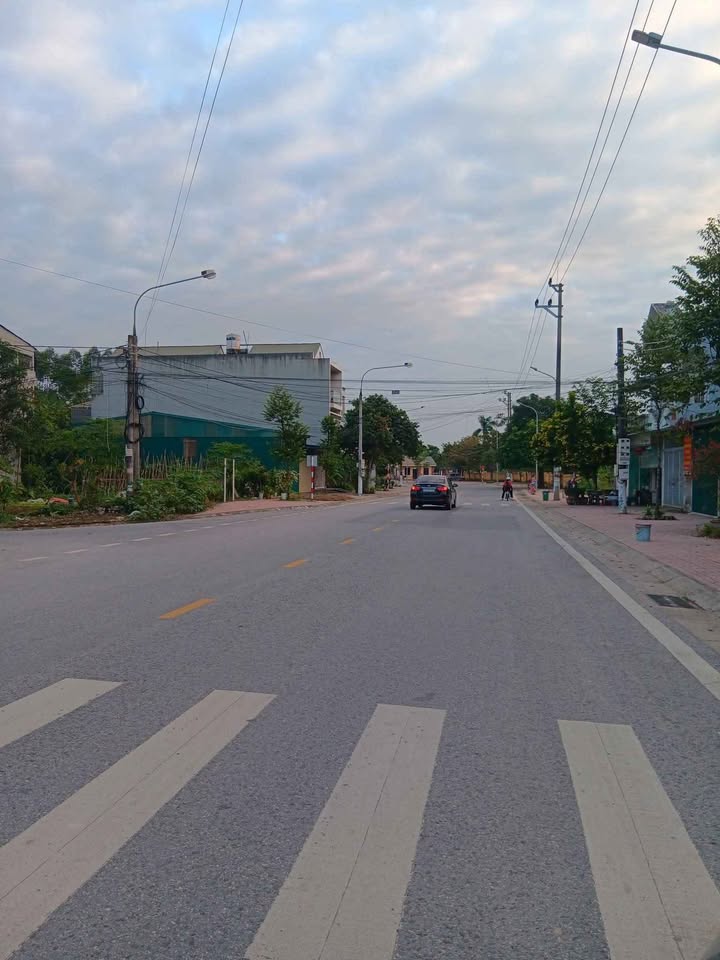 Đất thổ cư 150m² phường Nông Tiến, Tuyên Quang - Giá 1.65 tỷ, vị trí đẹp!