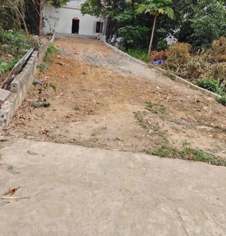 Đất nền Lạng Sơn 121m² giá 2.3 tỷ - Khu dân cư sầm uất, ô tô vào tận nơi!